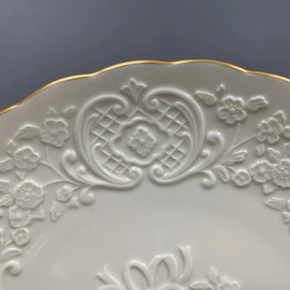 Lenox‎ Cream White Marriage 12.5 Plate To Commemorate This Very Special Occasion